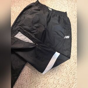 New Balance Men’s Running Windbreaker Pants Black Reflective Zip Vents Size M